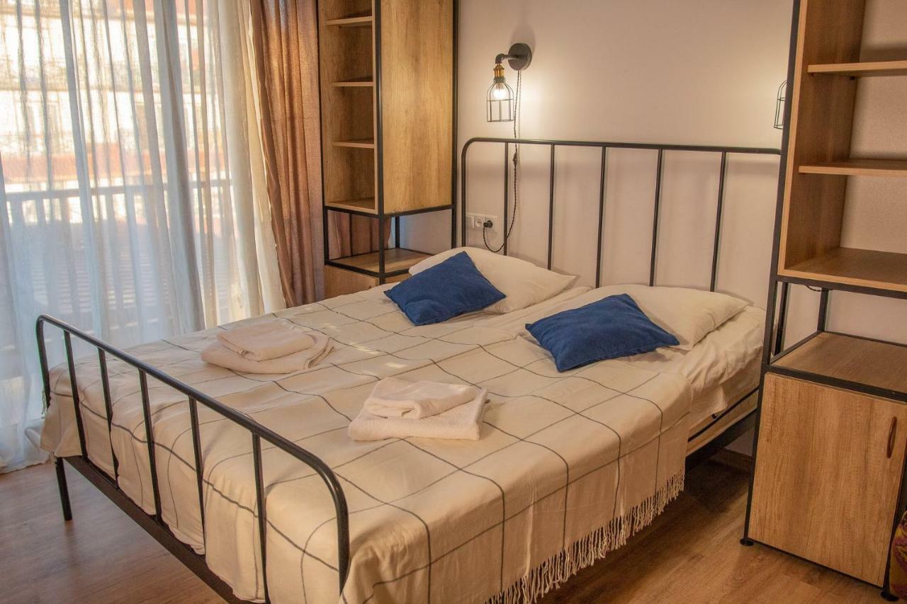 Mgzavrebi Apartment In Bakuriani Eksteriør bilde